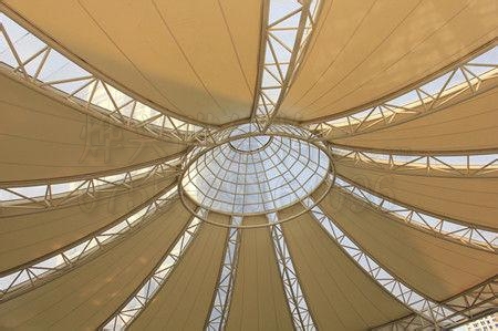 膜結(jié)構(gòu)遮陽(yáng)棚