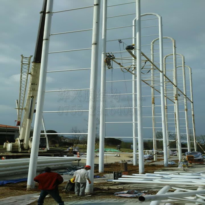 膜結(jié)構(gòu)網(wǎng)球場鋼結(jié)構(gòu)-深圳市燁興膜結(jié)構(gòu)工程有限公司 膜結(jié)構(gòu)網(wǎng)球場鋼結(jié)構(gòu).jpg