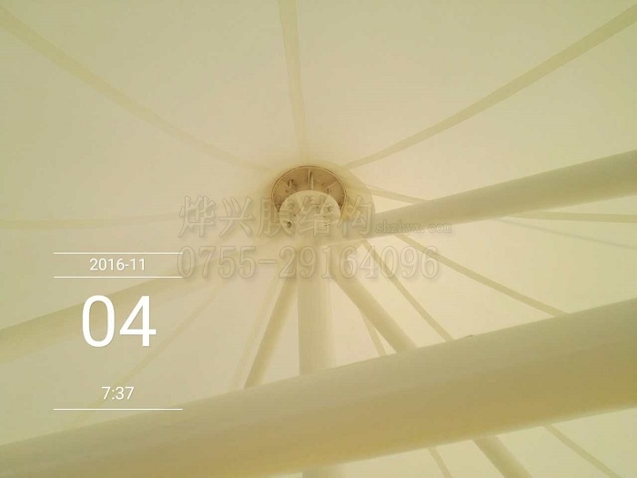 膜結(jié)構(gòu)看臺(tái)雨棚-燁興膜結(jié)構(gòu) 膜結(jié)構(gòu)看臺(tái)雨棚_.jpg