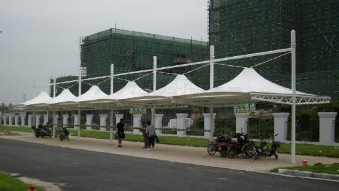 小區(qū)膜結(jié)構(gòu)停車棚-深圳市燁興膜結(jié)構(gòu)工程有限公司 小區(qū)膜結(jié)構(gòu)停車棚.jpg