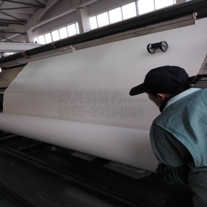 膜結(jié)構(gòu)建筑材料生產(chǎn)展示告訴你的秘密