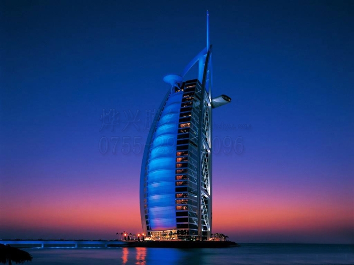 迪拜酒店張拉膜-燁興膜結(jié)構 迪拜酒店張拉膜.jpg